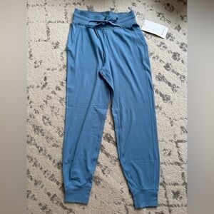 Lululemon Ready to Rulu Jogger
